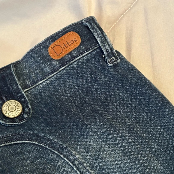 Dittos Vintage Denim Shorts - Picture 6 of 6